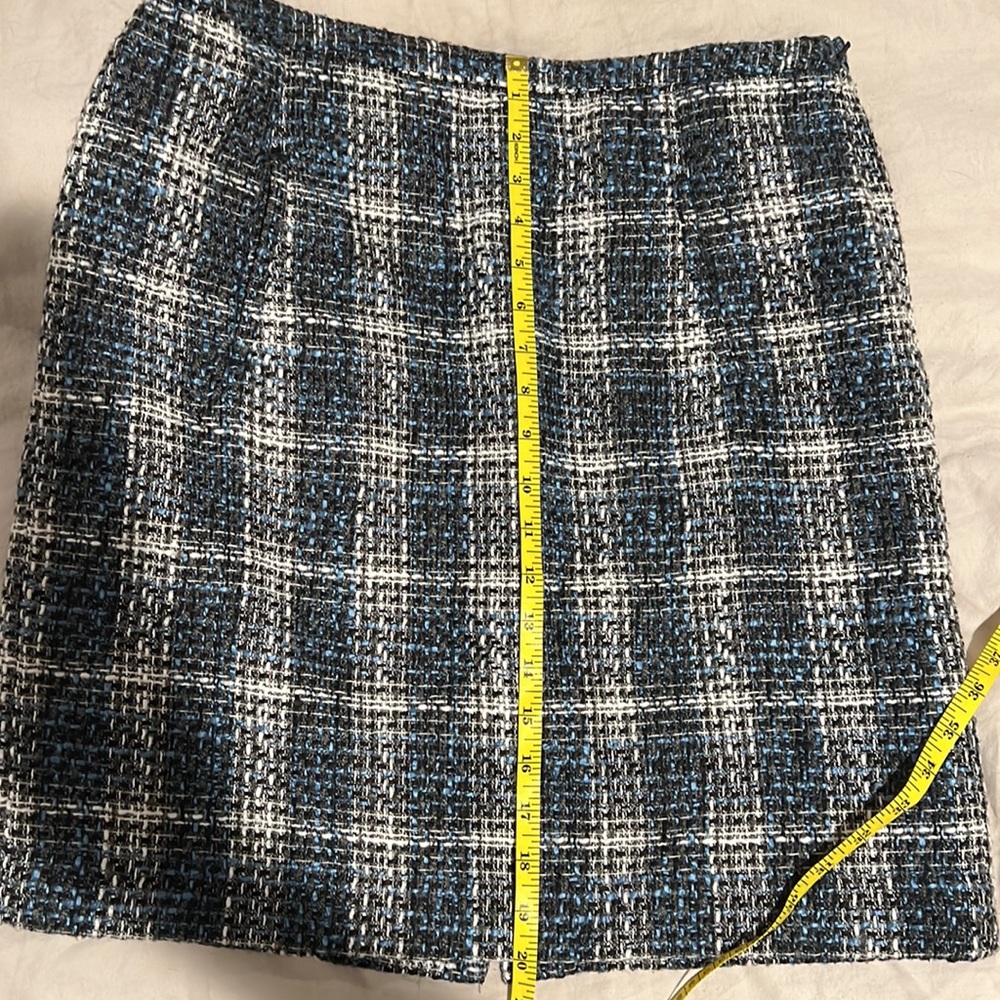 EUC Loft plaid skirt - Picture 9 of 9